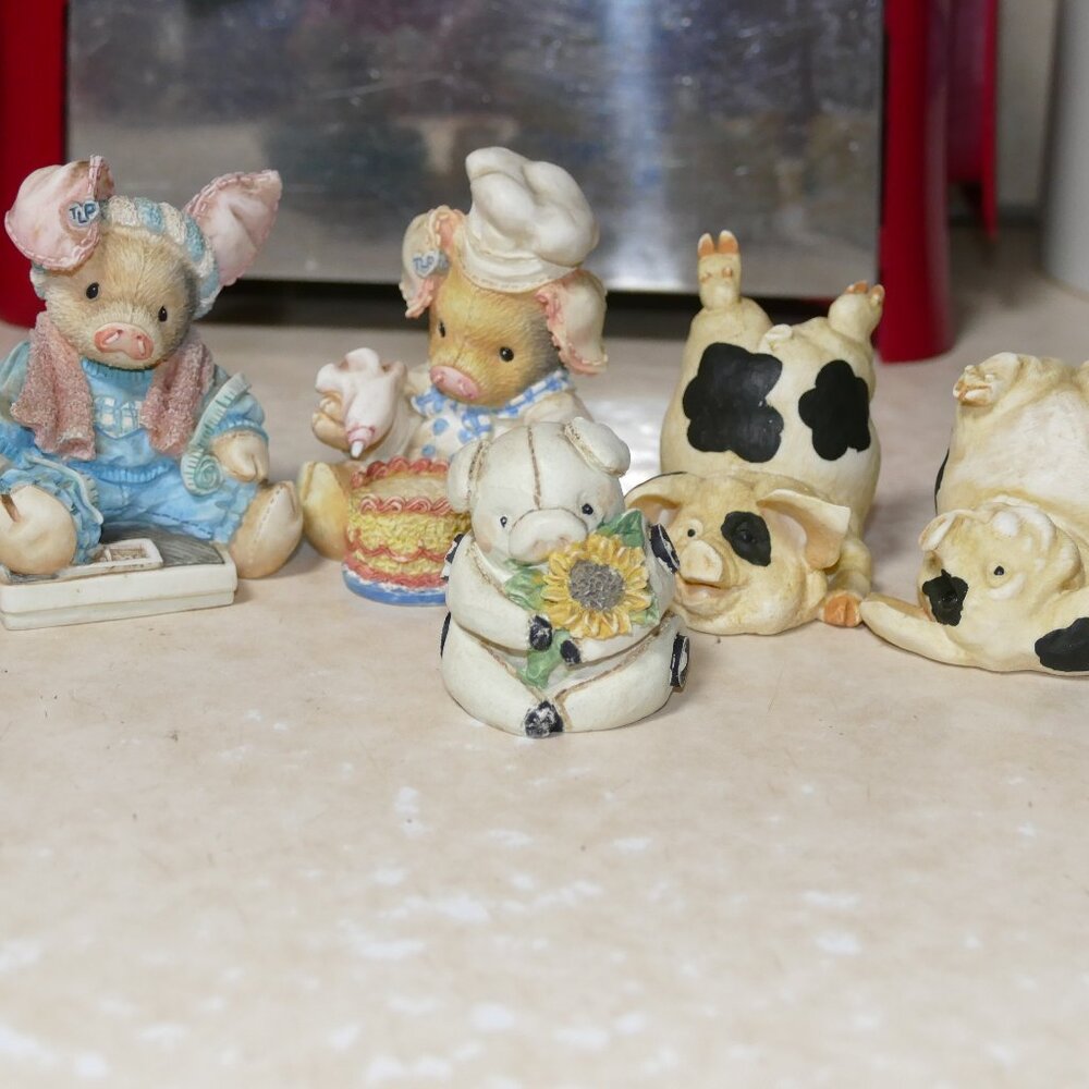 Set of 5  Decorative Pigs Figurines